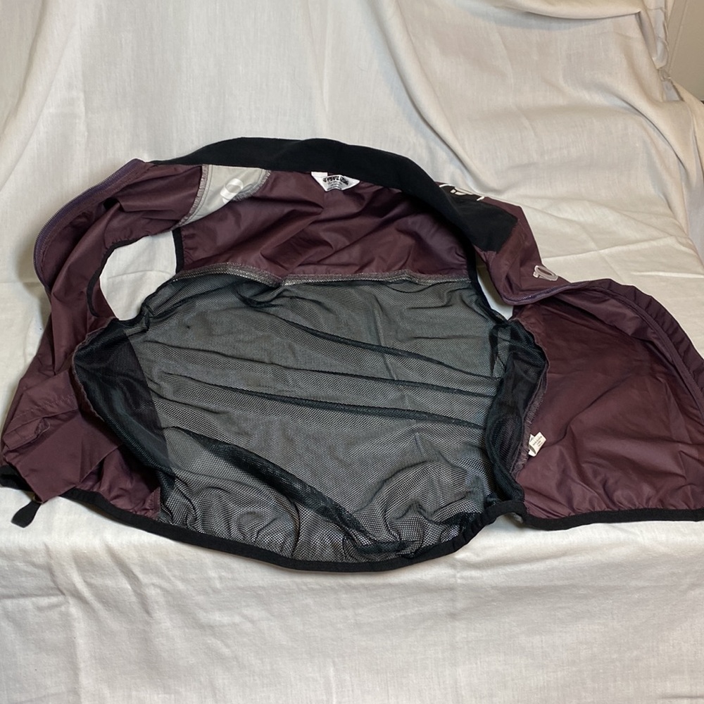 Pearl Izumi for Women cycling vest eggplant & black with mesh back medium - Picture 6 of 13